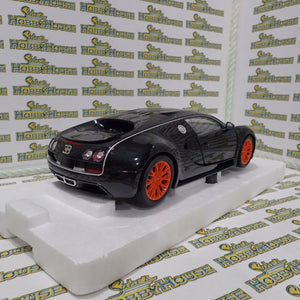 Minichamps 100 110842 - 1/18 Scale Bugatti Veyron Super Sport 2010 in Black Metallic with Orange Rims Diecast Scale Model Replica