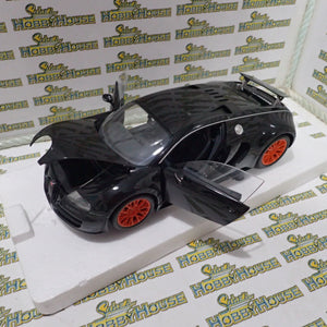 Minichamps 100 110842 - 1/18 Scale Bugatti Veyron Super Sport 2010 in Black Metallic with Orange Rims Diecast Scale Model Replica