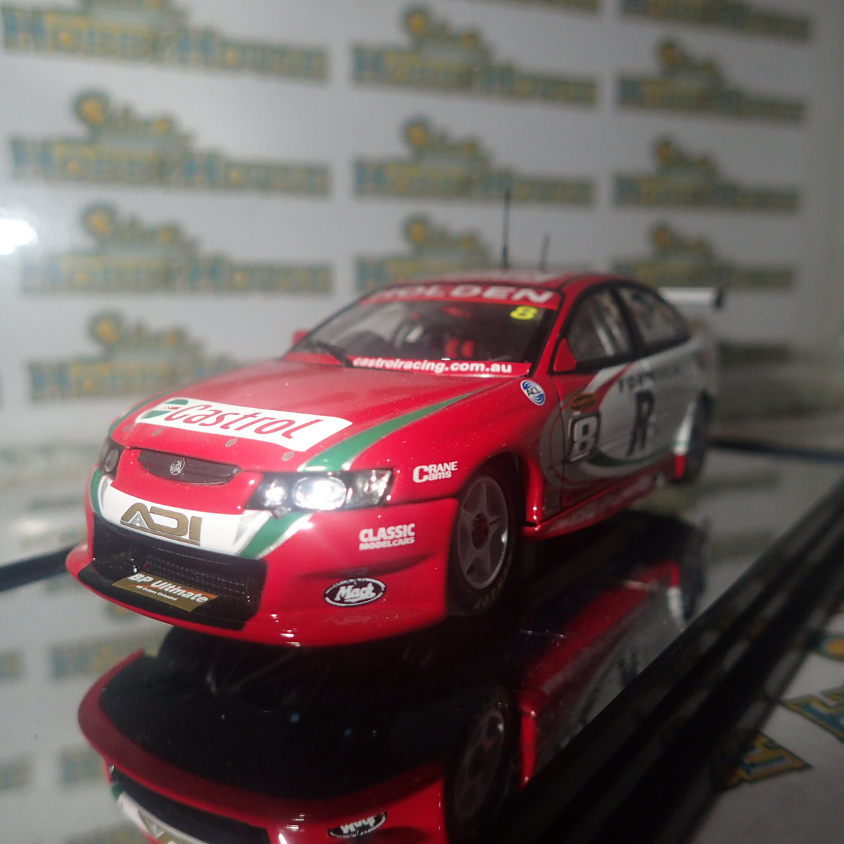 Classic Carlectables Holden 1008-5 1:43 VY Commodore 2004 Perkins Motorsport Paul Dumbrell