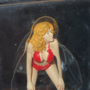 Motor Heads Miniatures #102 - 1/18 Belle Hand Painted Cold-Cast Resin Figurine