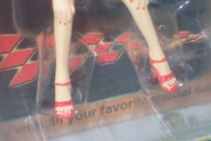 Motor Heads Miniatures #102 - 1/18 Belle Hand Painted Cold-Cast Resin Figurine