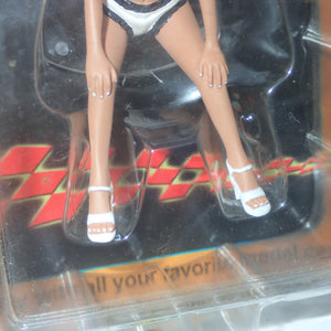 Motor Heads Miniatures #103 - 1/18 Belle Hand Painted Cold-Cast Resin Figurine