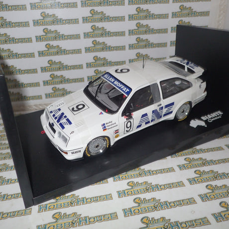 BIANTE MiniChamps 103 888009 - 1/18 Scale Ford Sierra RS 500 Tooheys 1000 Bathurst '88 Moffat