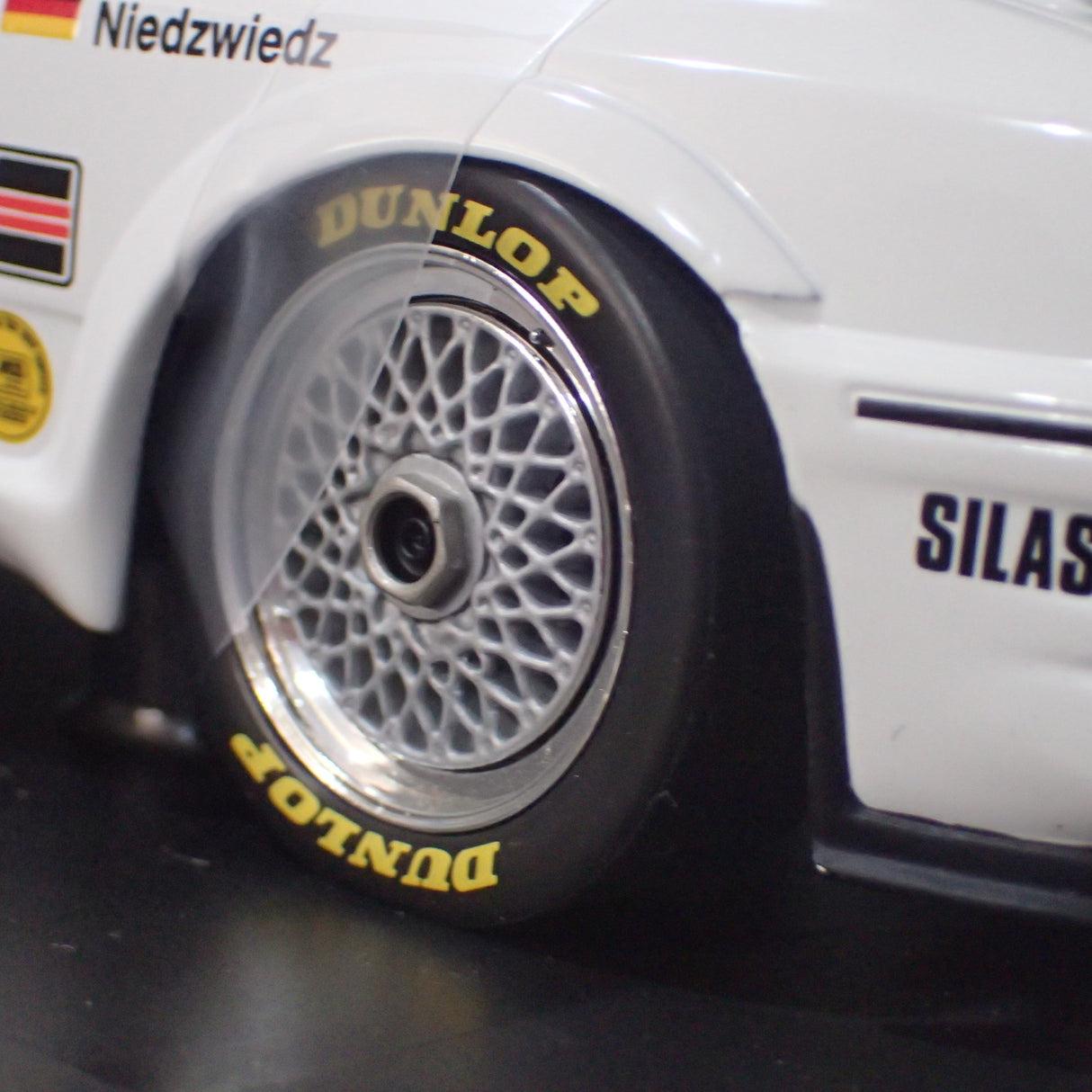 BIANTE MiniChamps 103 888009 - 1/18 Scale Ford Sierra RS 500 Tooheys 1000 Bathurst '88 Moffat