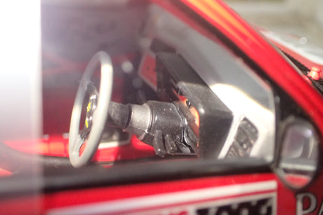 BIANTE MiniChamps 103 898017 - 1/18 Scale 1989 BATHURST WINNER FORD SIERRA RS 500 D.JOHNSON/J. BOWE SIGNED COA