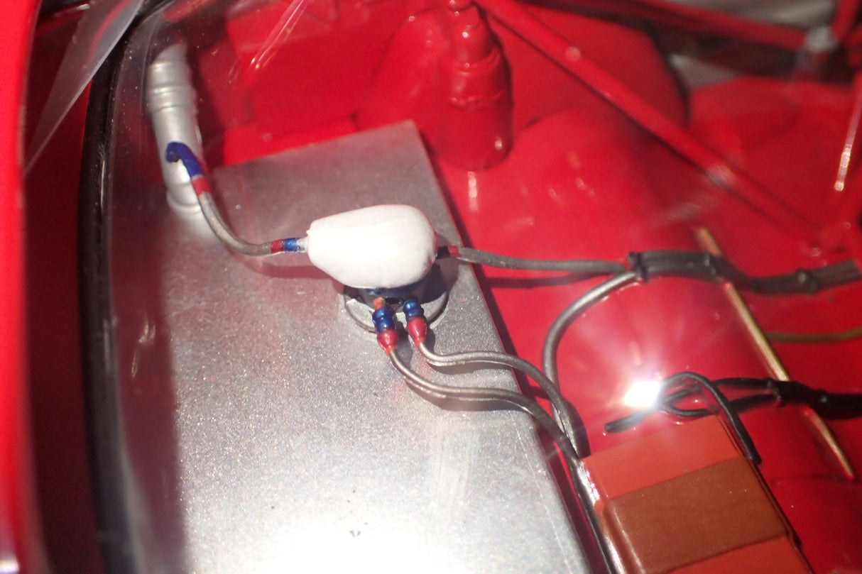 BIANTE MiniChamps 103 898017 - 1/18 Scale 1989 BATHURST WINNER FORD SIERRA RS 500 D.JOHNSON/J. BOWE SIGNED COA