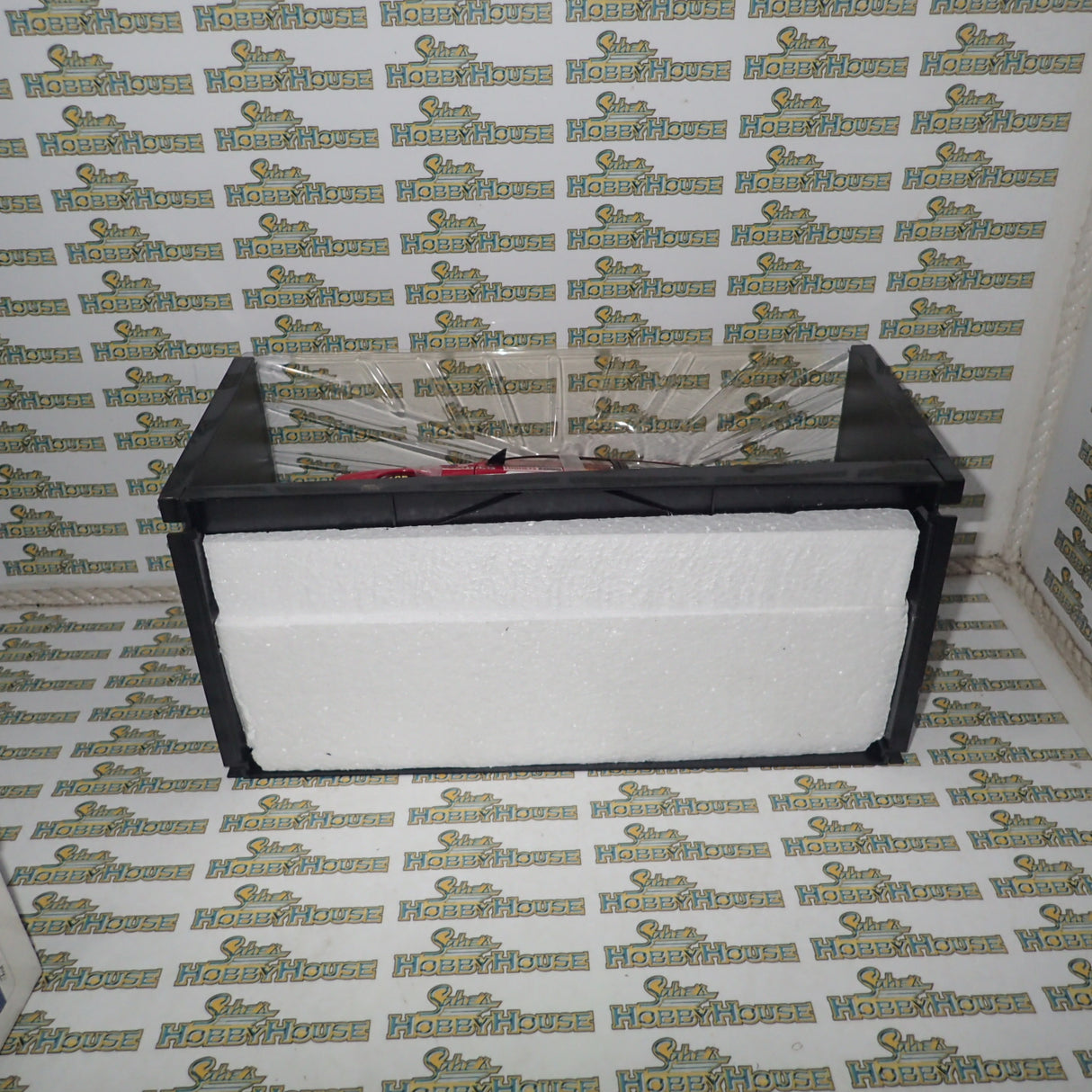 BIANTE MiniChamps 103 898017 - 1/18 Scale 1989 BATHURST WINNER FORD SIERRA RS 500 D.JOHNSON/J. BOWE SIGNED COA