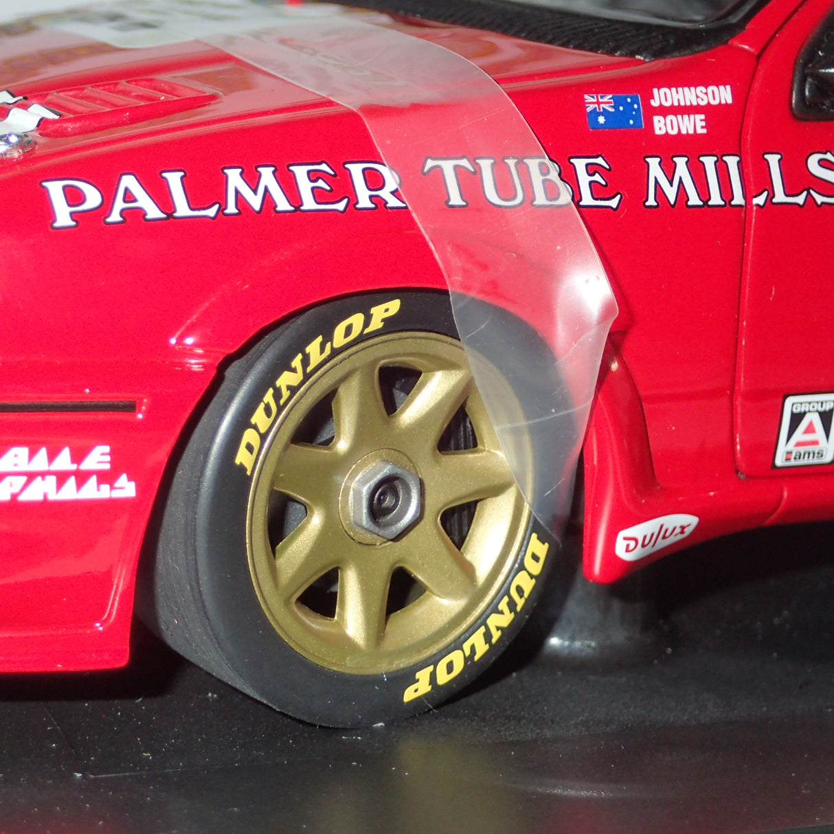 BIANTE MiniChamps 103 898017 - 1/18 Scale 1989 BATHURST WINNER FORD SIERRA RS 500 D.JOHNSON/J. BOWE SIGNED COA