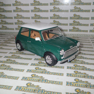 Bburago Gold 12036 - 1/18 1969 Mini Cooper Diecast Model Replica