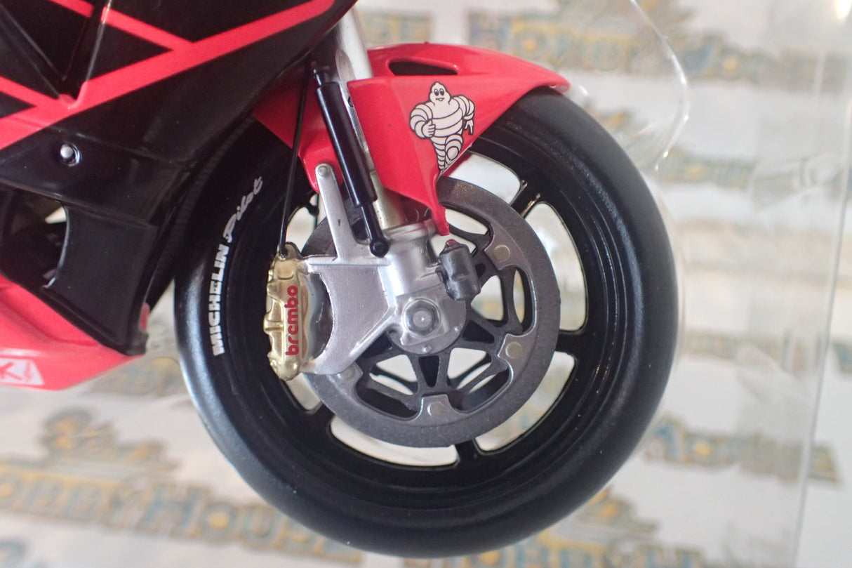 MINICHAMPS 122 017946 1/12 HONDA RC211V V.ROSSI SUMMER TESTBIKE GP 500 2001