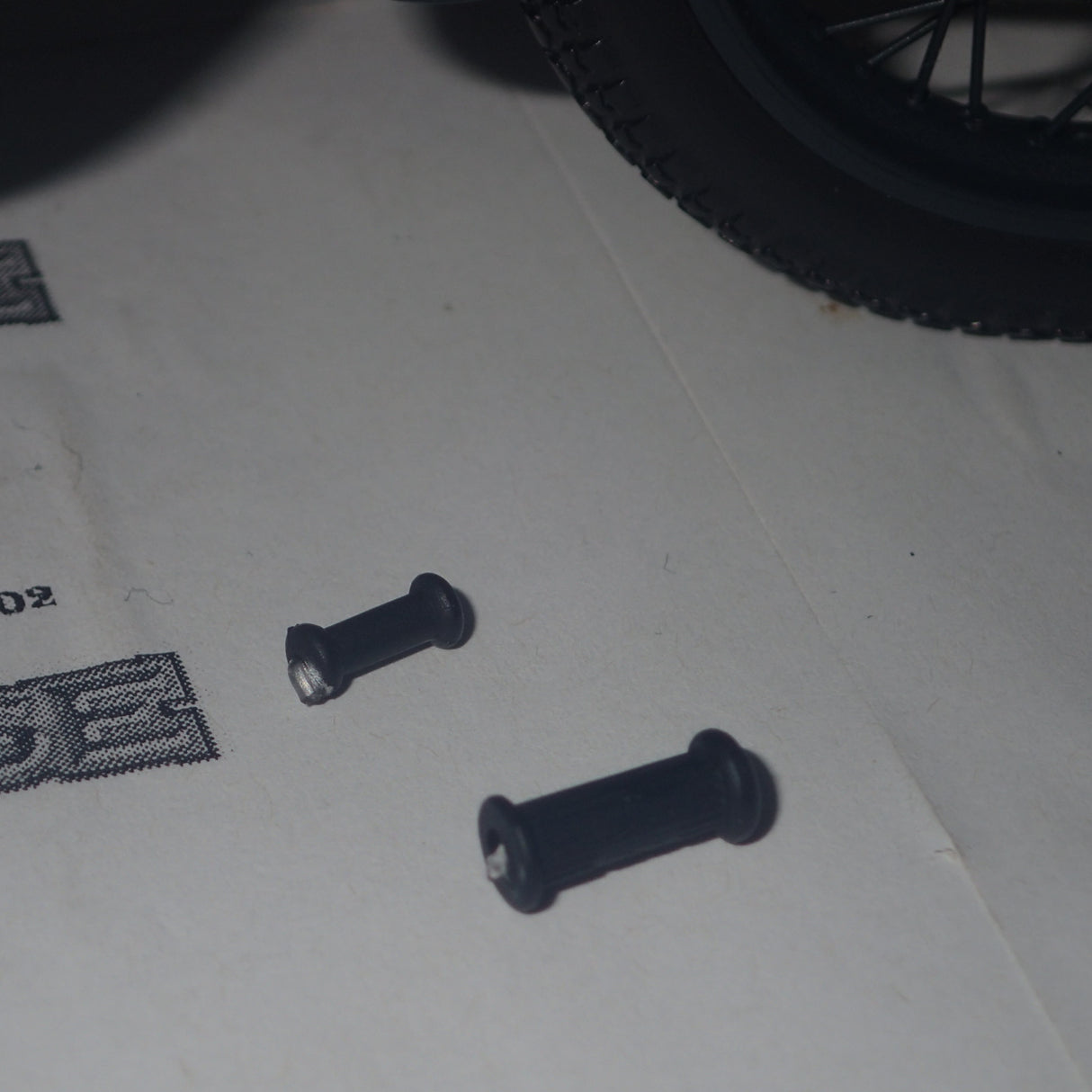 Minichamps 122 133500 - 1:12 Triumph TR6 1955 MOVIE The Great Escape Steve McQueen Scale Model Replica