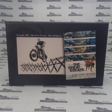 Minichamps 122 133500 - 1:12 Triumph TR6 1955 MOVIE The Great Escape Steve McQueen Scale Model Replica