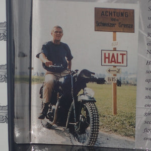 Minichamps 122 133500 - 1:12 Triumph TR6 1955 MOVIE The Great Escape Steve McQueen Scale Model Replica