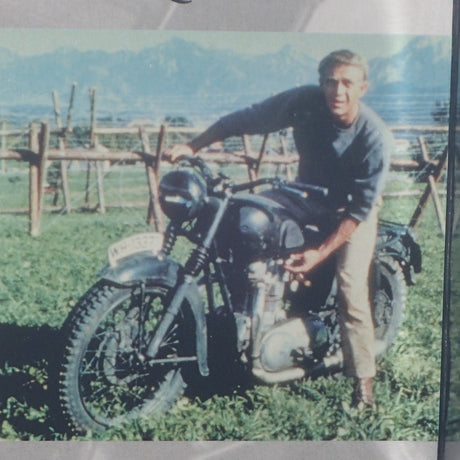 Minichamps 122 133500 - 1:12 Triumph TR6 1955 MOVIE The Great Escape Steve McQueen Scale Model Replica