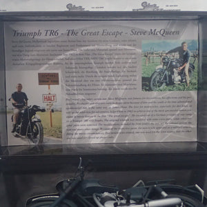 Minichamps 122 133500 - 1:12 Triumph TR6 1955 MOVIE The Great Escape Steve McQueen Scale Model Replica