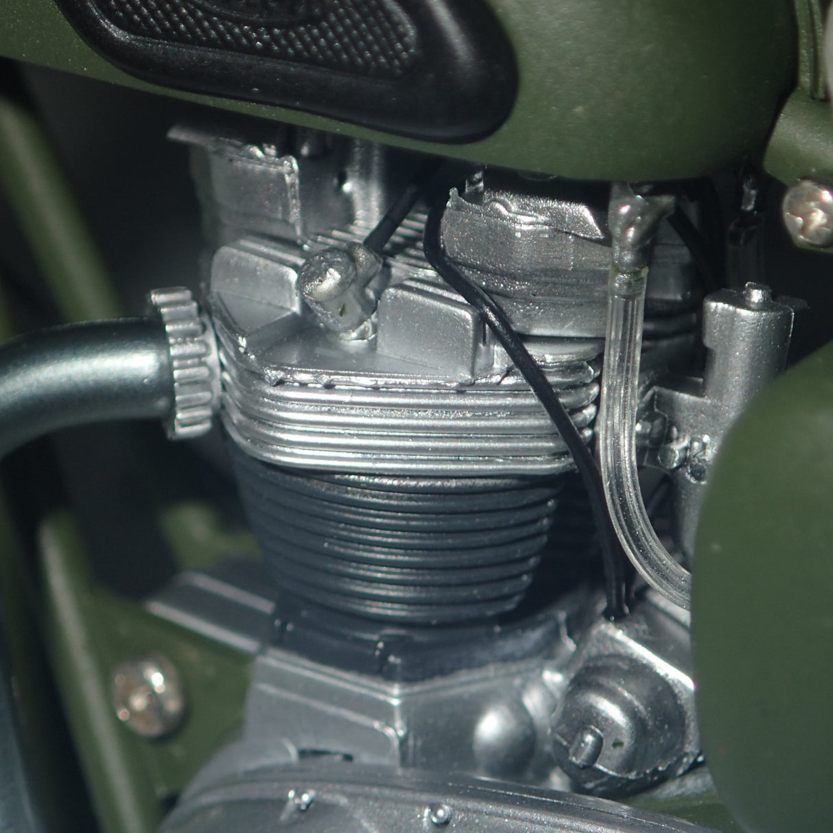 Minichamps 122 133501 - 1:12 Triumph TR6 1962 green Scale Model Replica