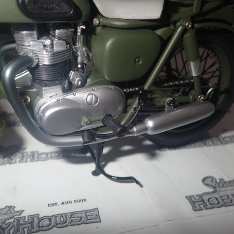 Minichamps 122 133501 - 1:12 Triumph TR6 1962 green Scale Model Replica