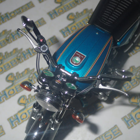 Minichamps 122 161600 - 1:12 Scale HONDA GOLDWING GL 1000 K3 1975 TURQUOISE METALLIC Scale Model Replica