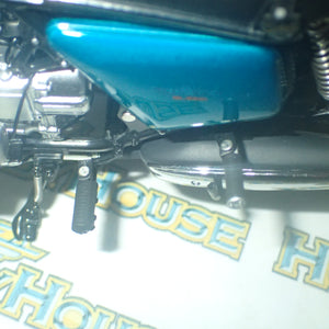 Minichamps 122 161600 - 1:12 Scale HONDA GOLDWING GL 1000 K3 1975 TURQUOISE METALLIC Scale Model Replica