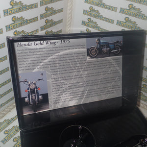 Minichamps 122 161600 - 1:12 Scale HONDA GOLDWING GL 1000 K3 1975 TURQUOISE METALLIC Scale Model Replica