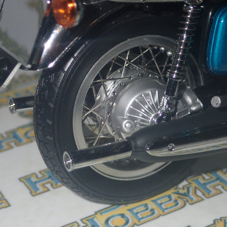 Minichamps 122 161600 - 1:12 Scale HONDA GOLDWING GL 1000 K3 1975 TURQUOISE METALLIC Scale Model Replica