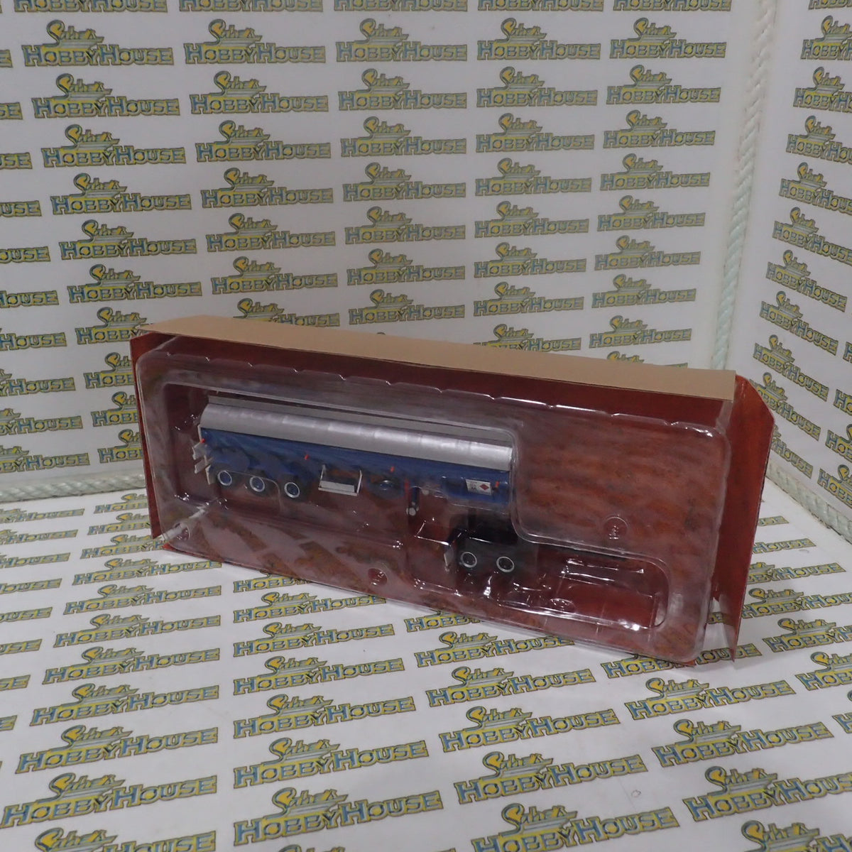 Highway Replicas 12991 - 1/64 Scale - Tanker Trailer with Dolly in Blue &  White  Diecast Model Replica