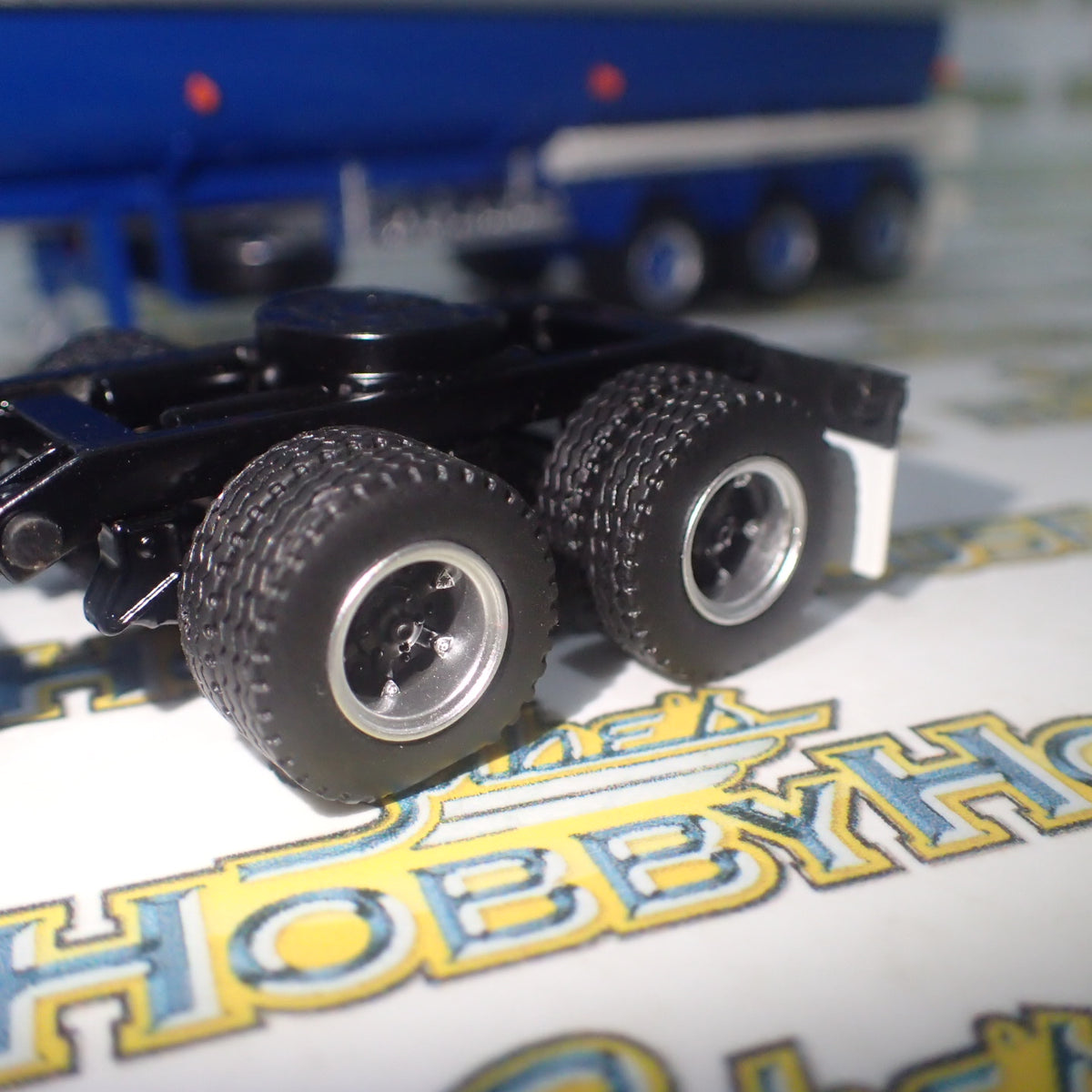 Highway Replicas 12991 - 1/64 Scale - Tanker Trailer with Dolly in Blue &  White  Diecast Model Replica