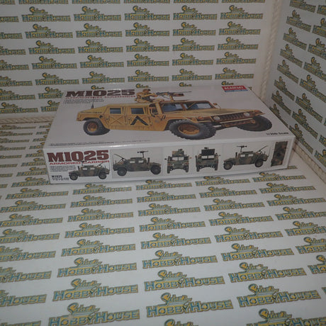 Academy ACA-13241 - 1/35 M-1025 Armored Carrier Plastic Model Kit