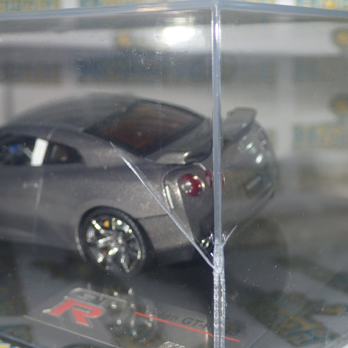Fujimi 152158 - 1/43 Scale - Nissan GTR in Grey (LHD) Diecast Scale Model Replica