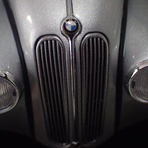 Minichamps 155 025030 - 1/18 Scale - 1936 BMW 328 in Silver Diecast Scale Model Replica