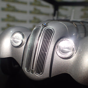 Minichamps 155 025030 - 1/18 Scale - 1936 BMW 328 in Silver Diecast Scale Model Replica
