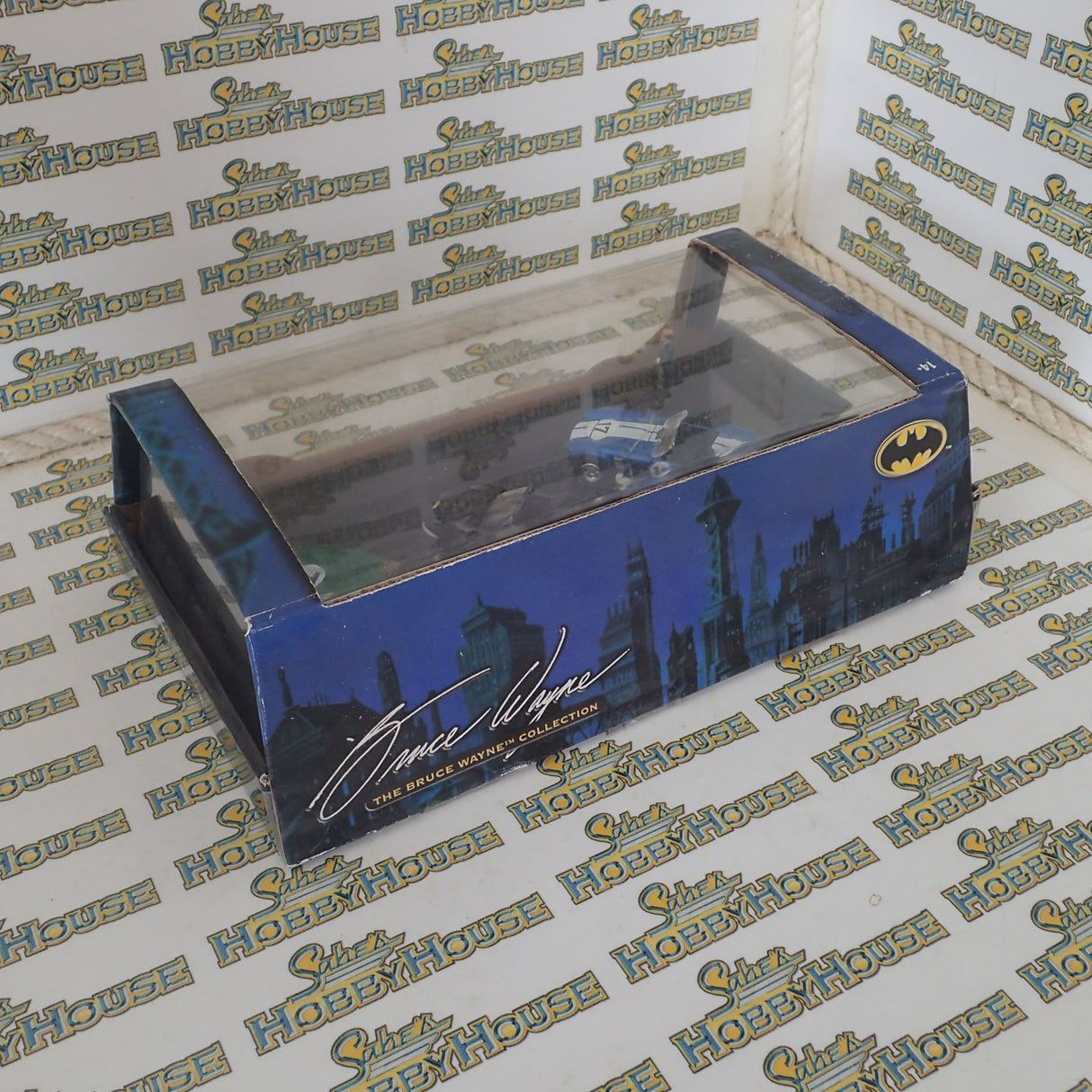 Hot Wheels 15762 - Batman The Bruce Wayne Collection 1/10000 Limited Edition