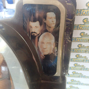 ART ASYLUM 17531 - Star Trek CAPTAIN PICARD THE NEXT GENERATION Replica Figure