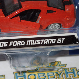 Bburago 18-59000 FM - 1:64 Diecast - 2006 Ford Mustang GT
