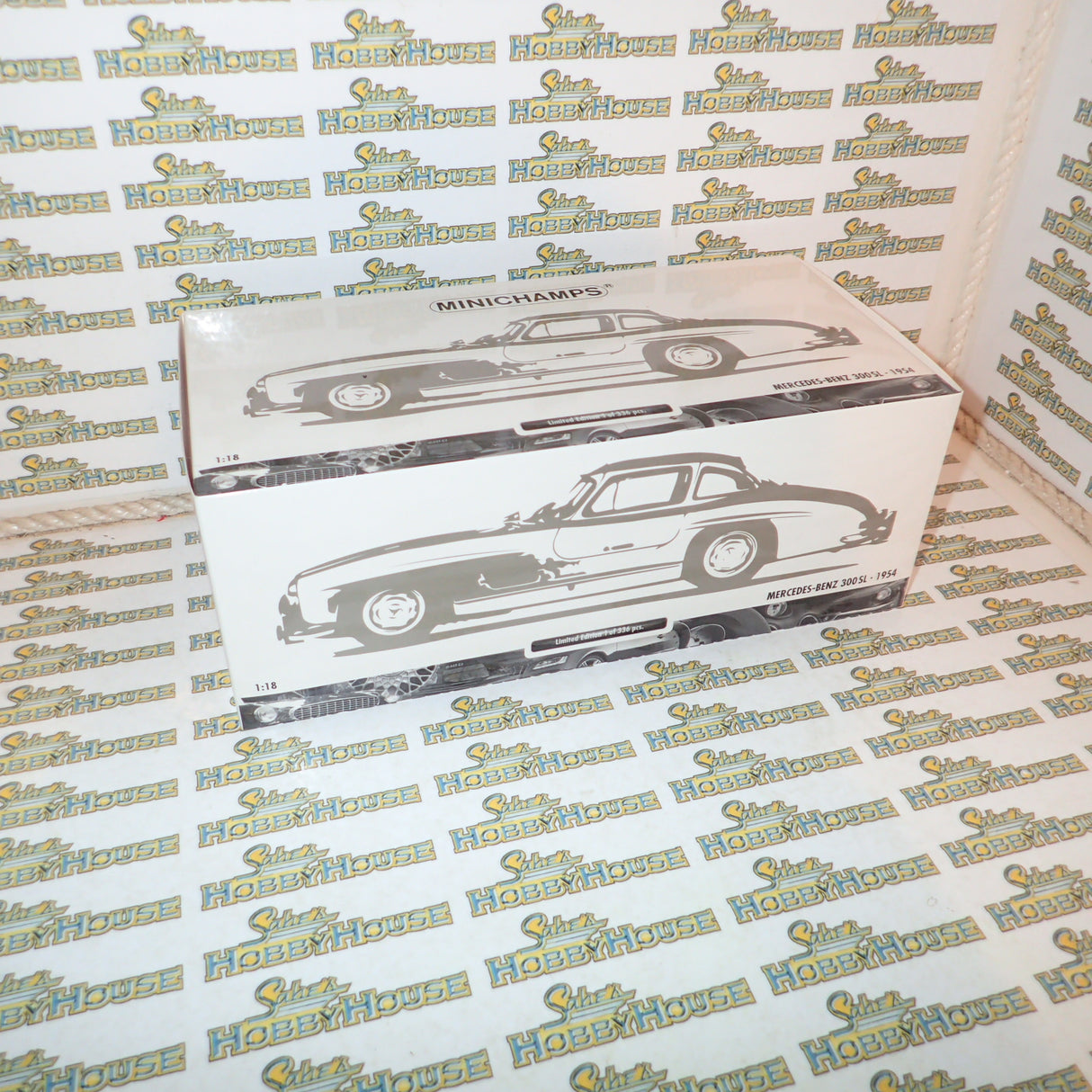 MINICHAMPS 180 039008 - 1/18 SCALE 1954 Mercedes-Benz 300SL Gullwing, Strawberry Red, 1 of 336