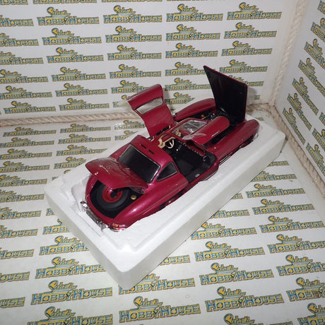 MINICHAMPS 180 039008 - 1/18 SCALE 1954 Mercedes-Benz 300SL Gullwing, Strawberry Red, 1 of 336
