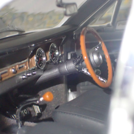 Classic Carlectables 18071 – 1/18 Ford XR Falcon GT Silver Promotional Car Die-cast Model Replica