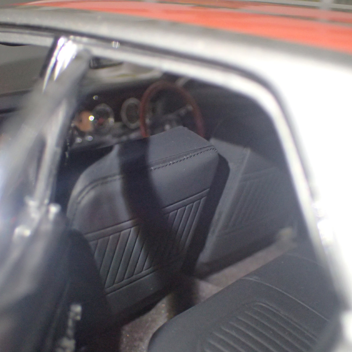 Classic Carlectables 18071 – 1/18 Ford XR Falcon GT Silver Promotional Car Die-cast Model Replica