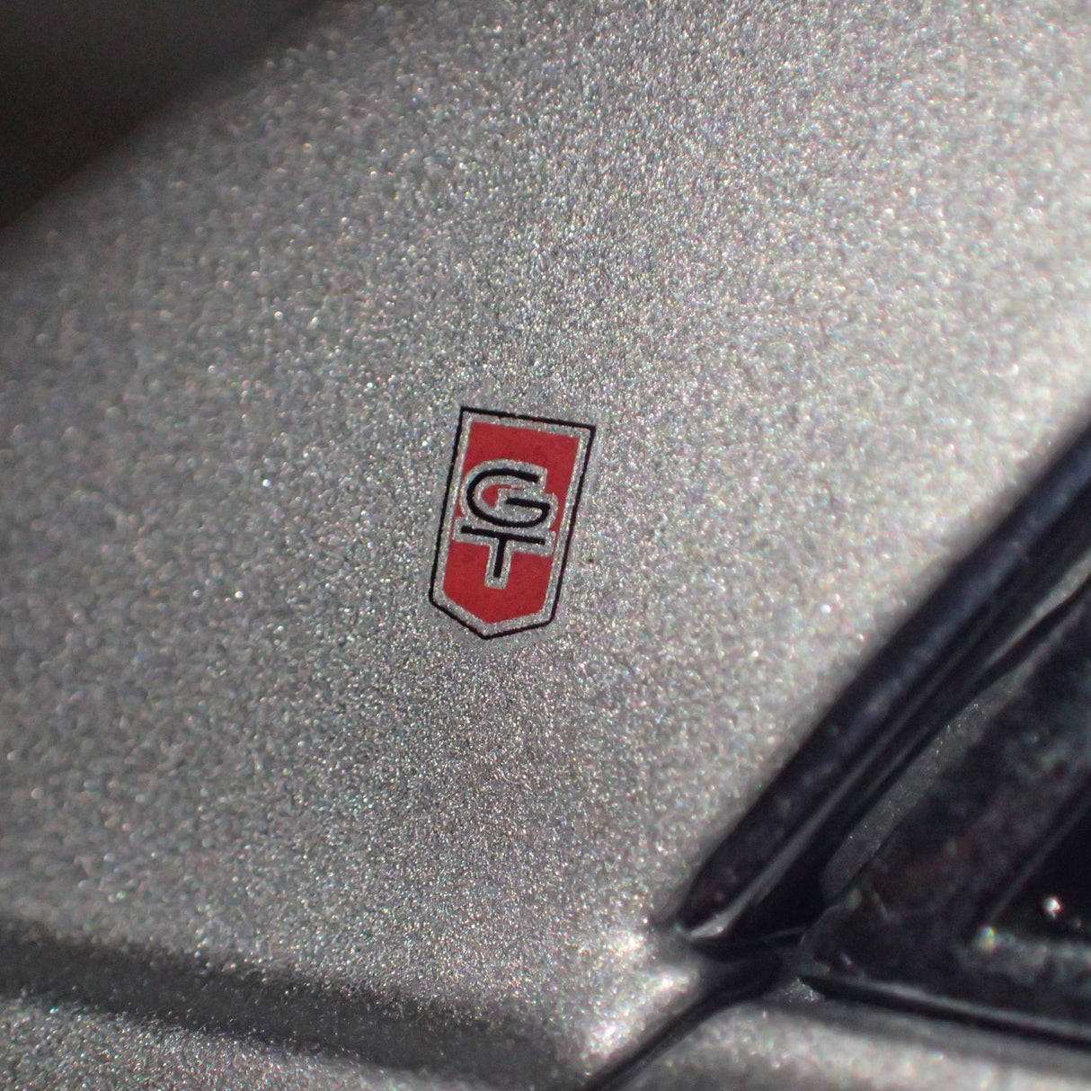 Classic Carlectables 18071 – 1/18 Ford XR Falcon GT Silver Promotional Car Die-cast Model Replica