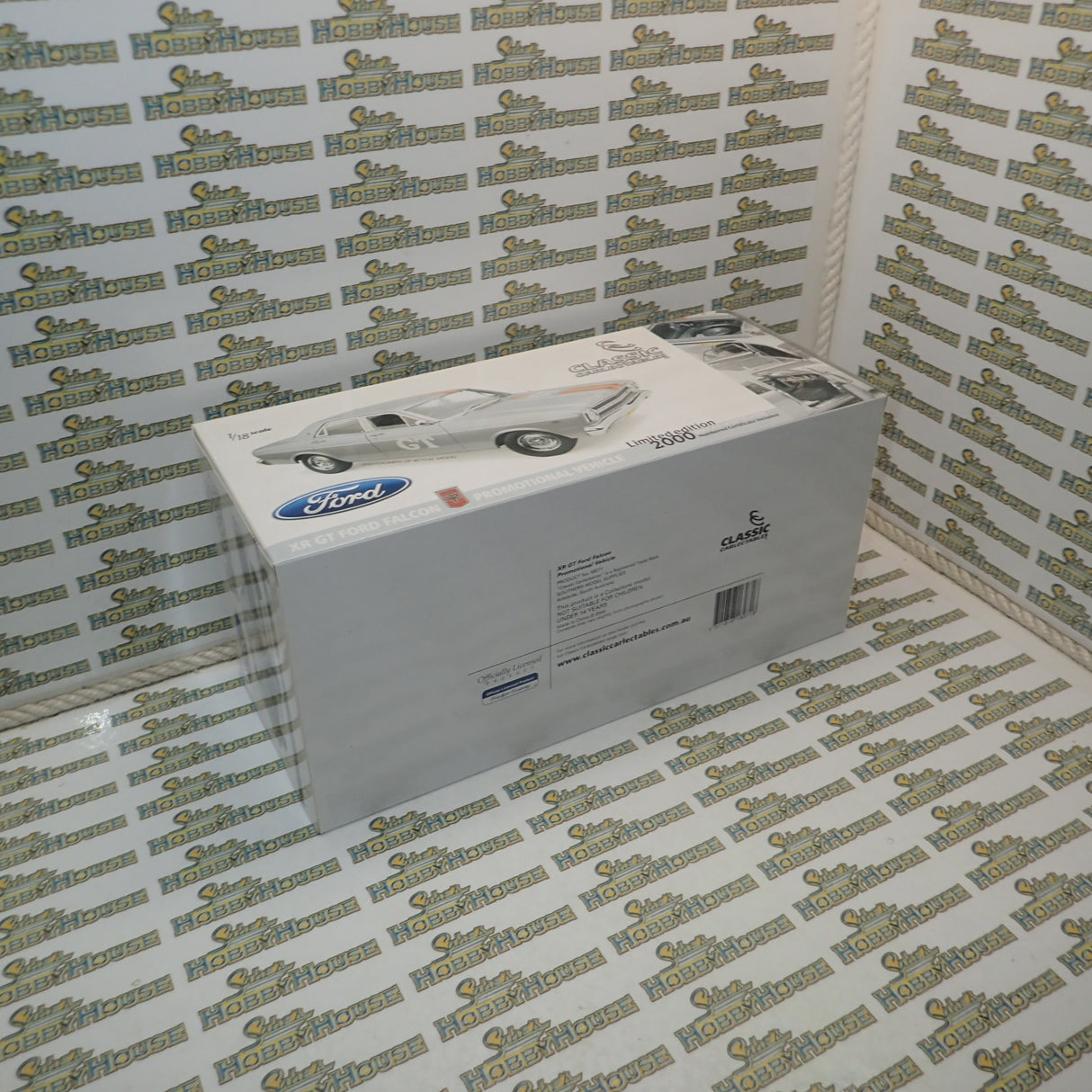 Classic Carlectables 18071 – 1/18 Ford XR Falcon GT Silver Promotional Car Die-cast Model Replica