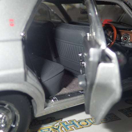 Classic Carlectables 18071 – 1/18 Ford XR Falcon GT Silver Promotional Car Die-cast Model Replica