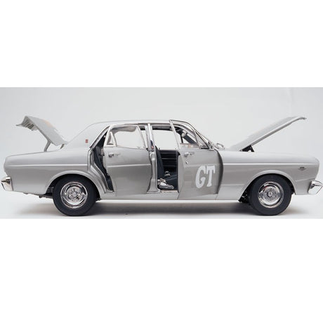 Classic Carlectables 18071 – 1/18 Ford XR Falcon GT Silver Promotional Car Die-cast Model Replica