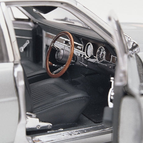 Classic Carlectables 18071 – 1/18 Ford XR Falcon GT Silver Promotional Car Die-cast Model Replica