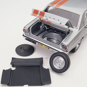 Classic Carlectables 18071 – 1/18 Ford XR Falcon GT Silver Promotional Car Die-cast Model Replica