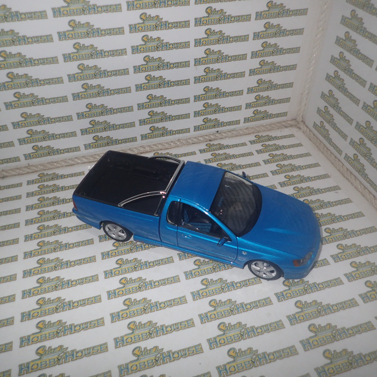 Classic Carlectables 18080 – 1/18 Scale BA XR8 Ute Blueprint