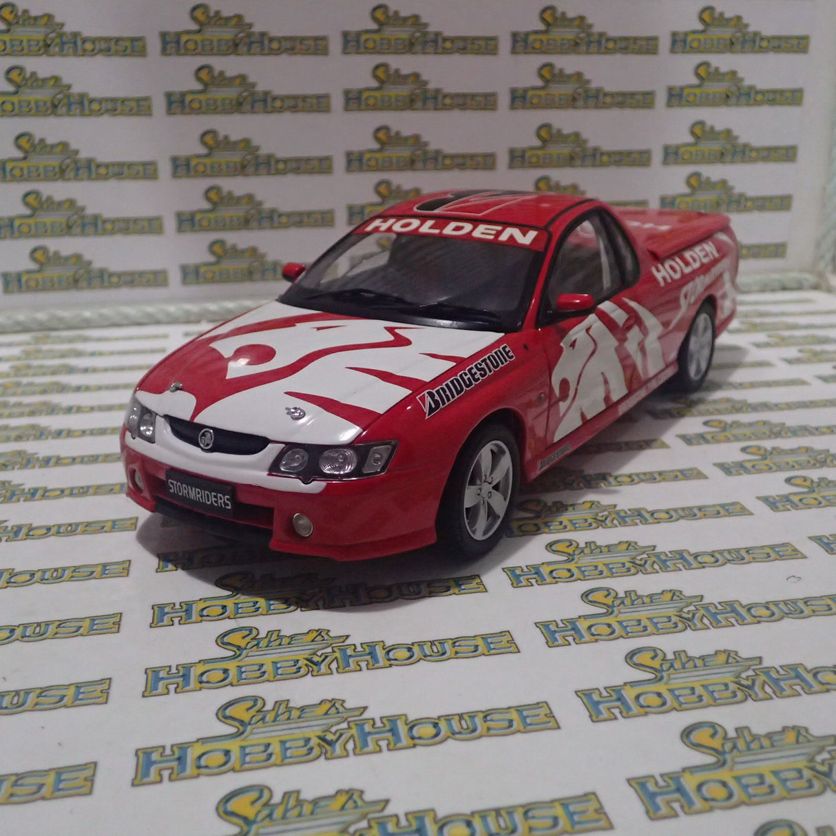 Classic Carlectables 18125 - Resale 1/18 VY SS Ute Holden Stormriders