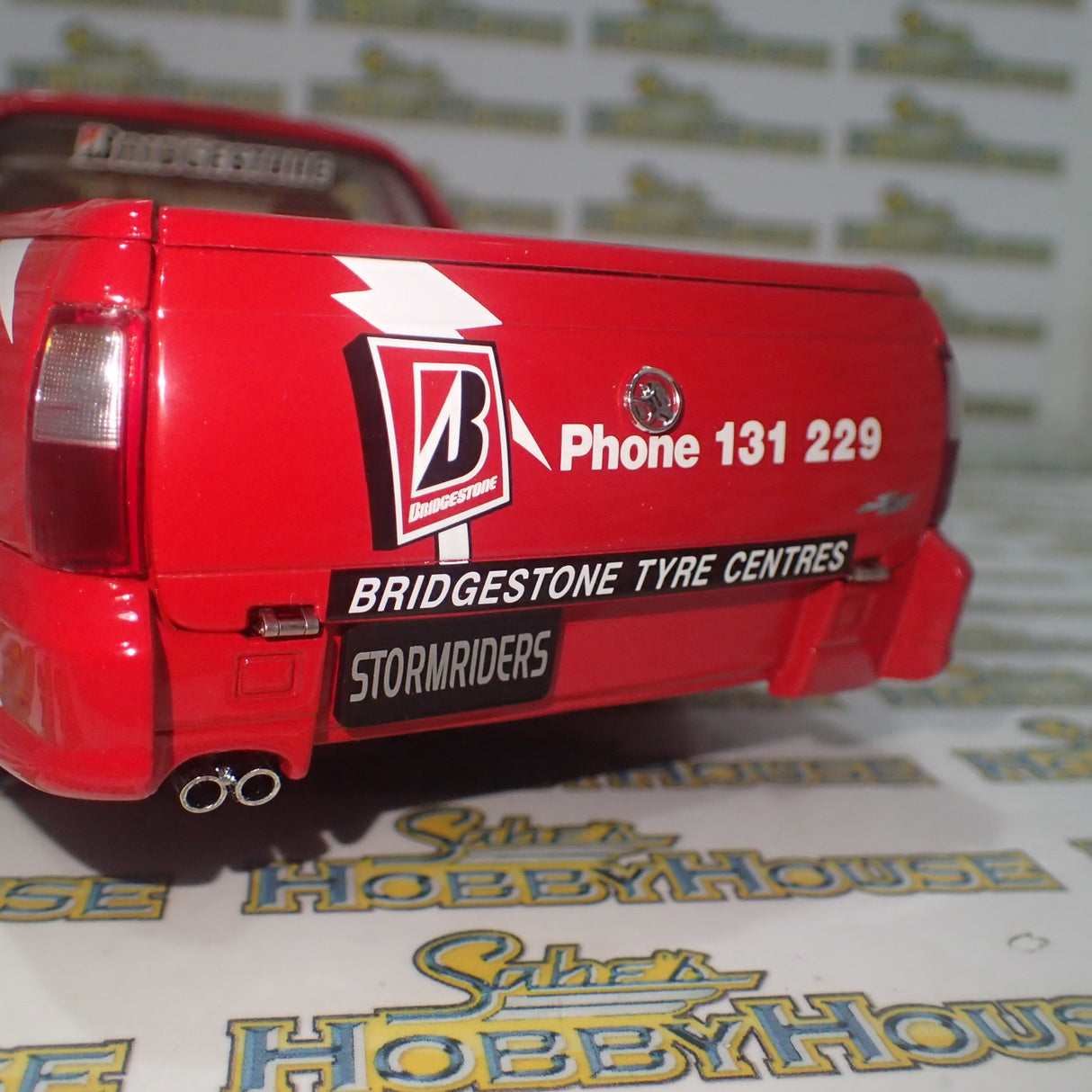 Classic Carlectables 18125 - Resale 1/18 VY SS Ute Holden Stormriders