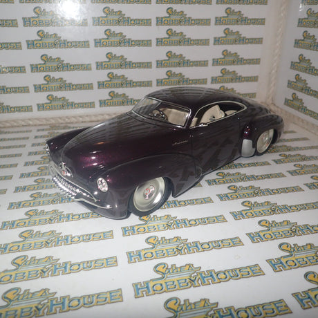 Classic Carlectables 18221 - Resale 1/18 Scale Holden Efijy Diecast Model Replica (Copy)