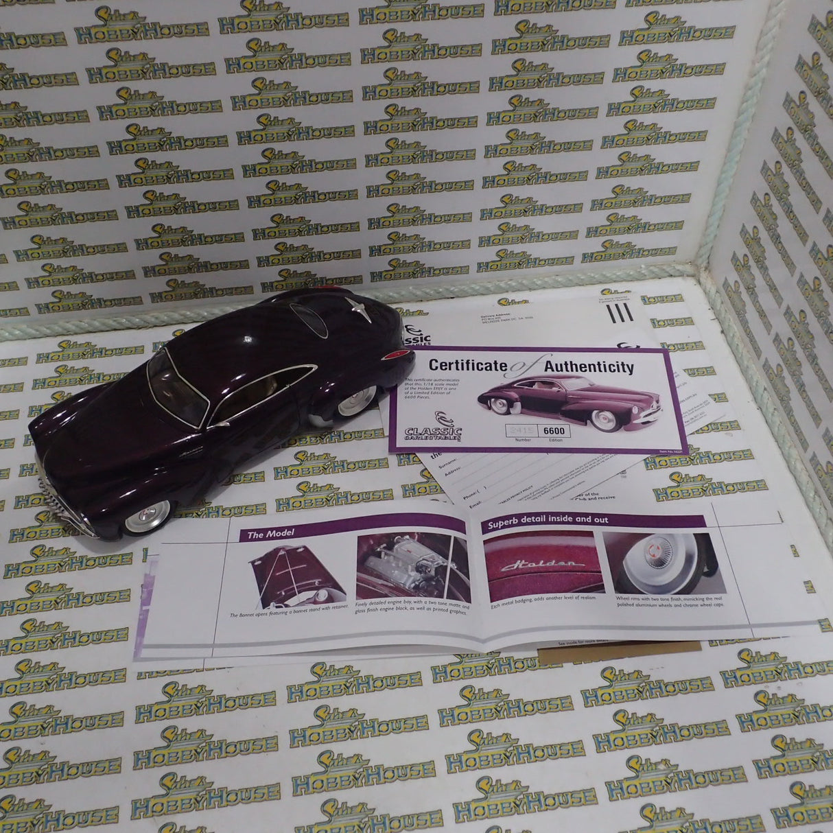 Classic Carlectables 18221 - 1/18 Scale Holden Efijy Diecast Model Replica