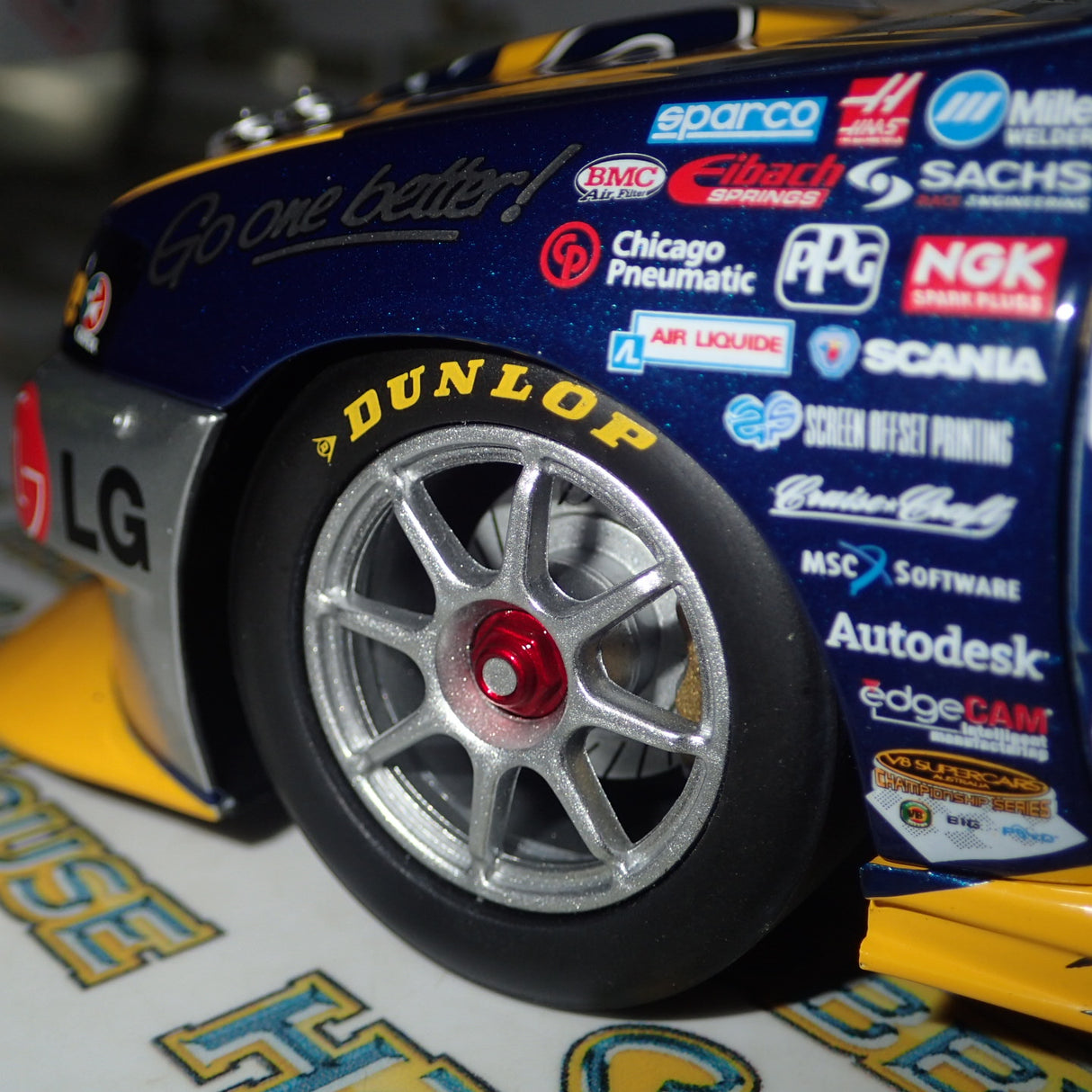 Classic Carlectables 18273 - 1:18 Ford BA Falcon 2006 Triple Eight Race Engineering Lowndes/Wincup Bathurst 1000